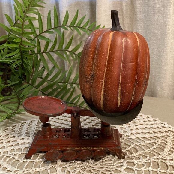 Antique Cast Iron 3 Piece Mini Scale - Picture 6 of 14